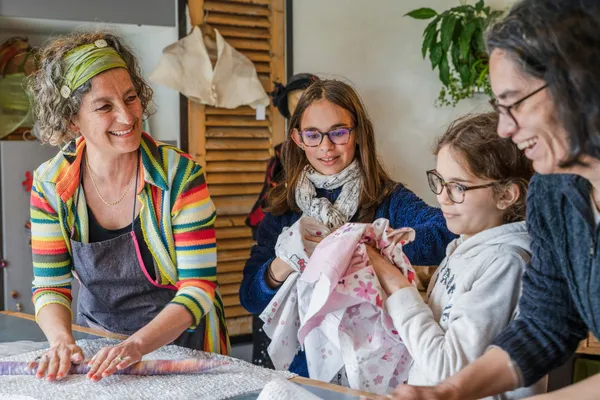 Fabrique ta guirlande feutrée ou tes balles de jonglage - Image n°3 - Wecandoo