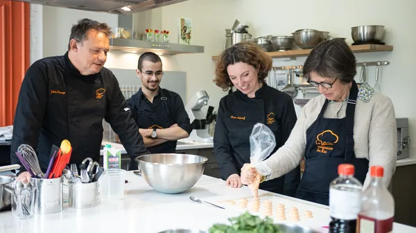Réalisez votre classique de la pâtisserie française - Afbeelding nr. 1 - Wecandoo