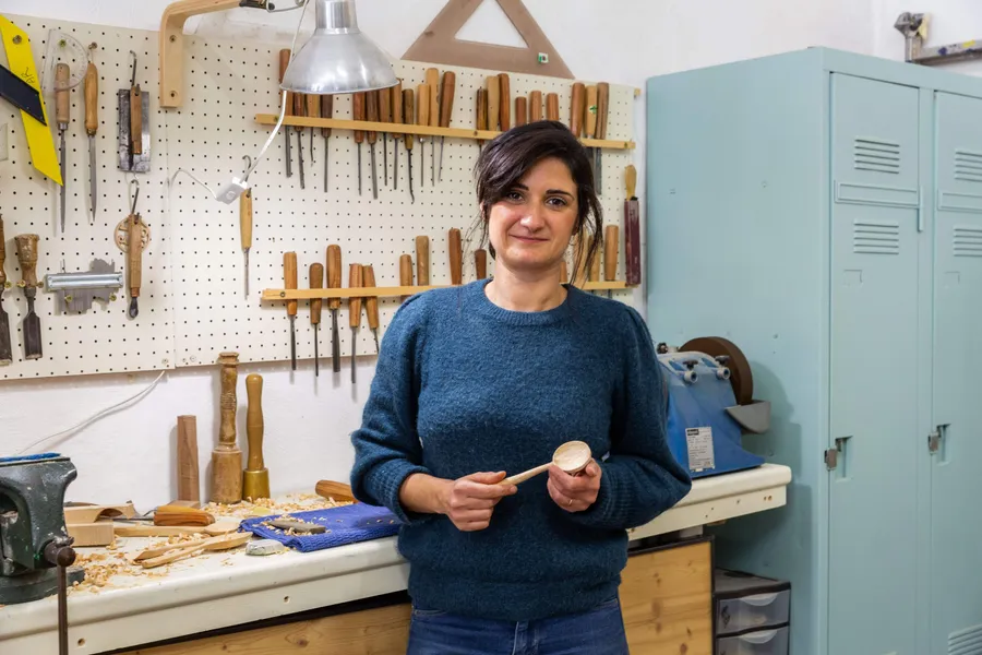 Aurélie : Sculpteur sur bois, doreur, ornemaniste à La Ciotat