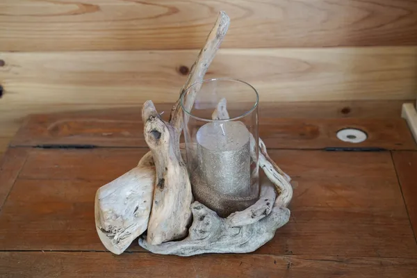 Wecandoo - Fabriquez votre bougeoir en bois flotté