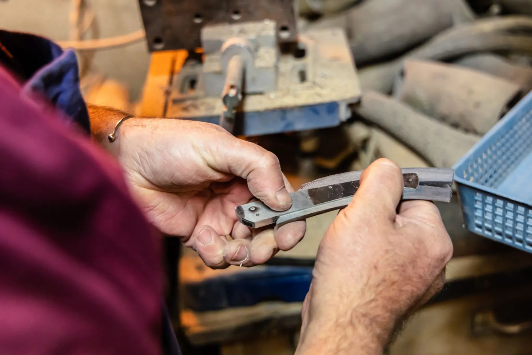 Réalisez votre couteau pliant en corne de taureau - Image n°1 - Wecandoo