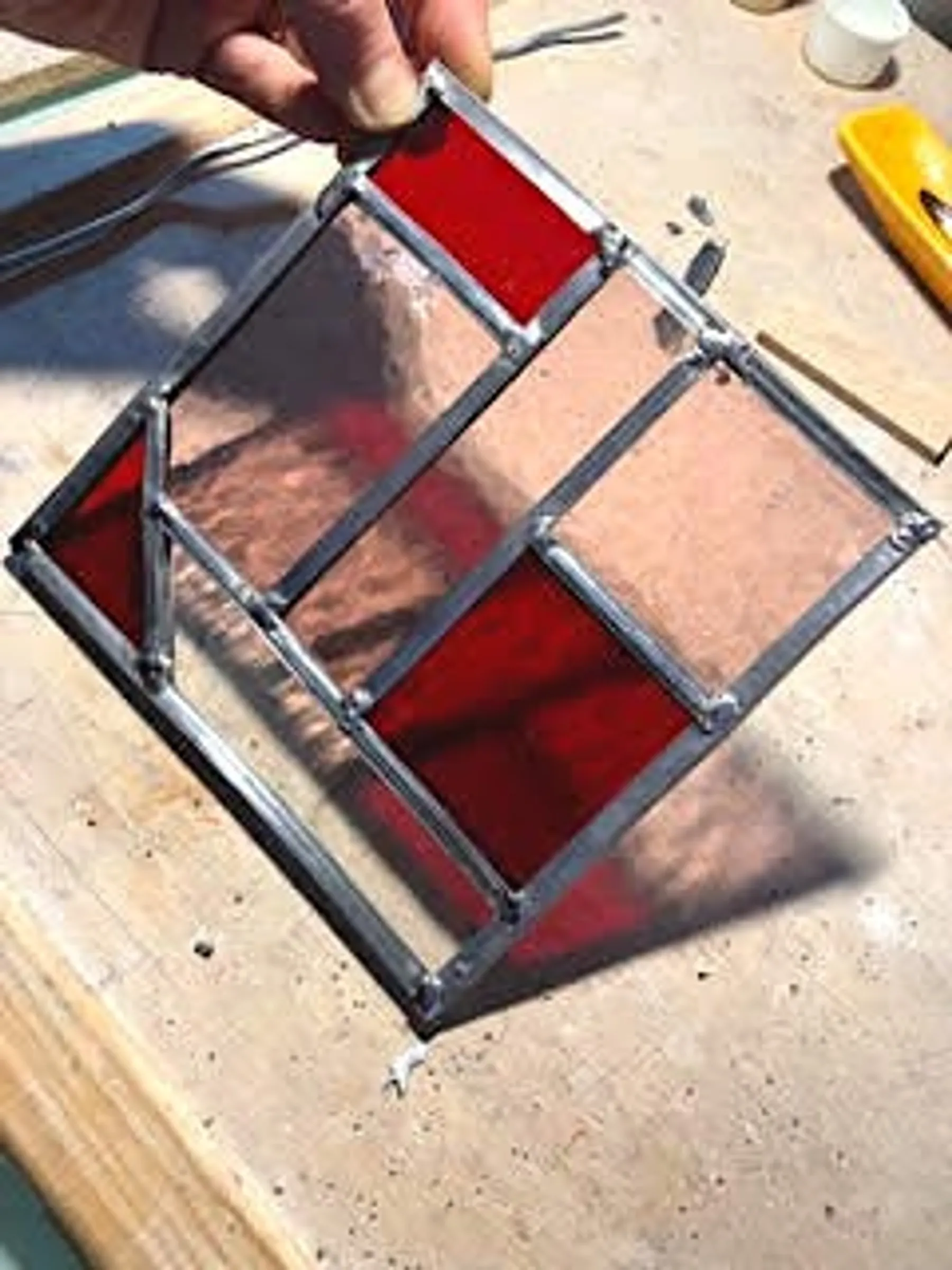 Découvrez l'art du vitrail - Image n°5 - Wecandoo