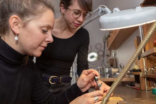 Réalisez votre collier personnalisé en argent - Image n°1 - Wecandoo