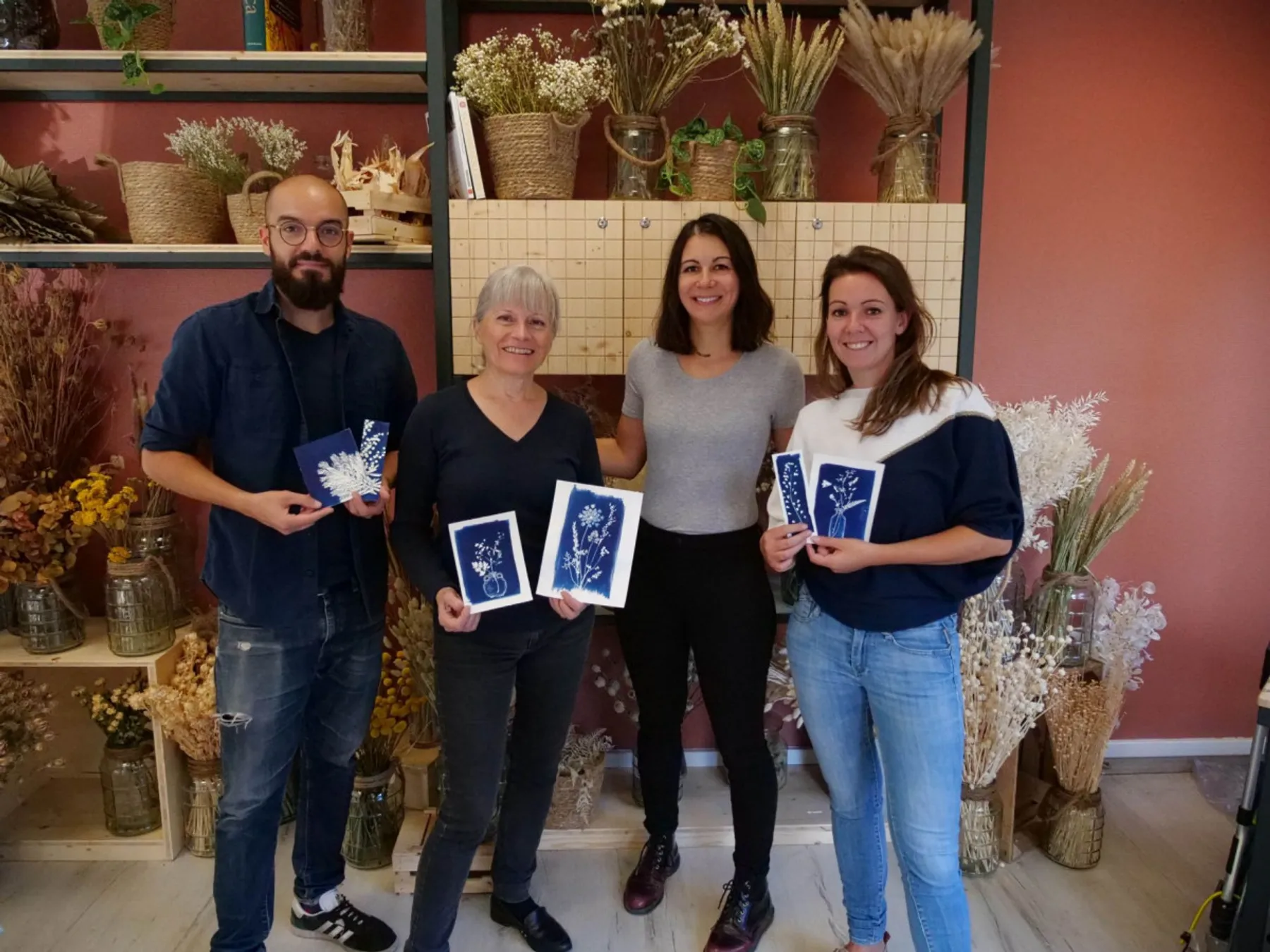 Initiation complète au cyanotype avec végétaux et négatifs - Image n°4 - Wecandoo