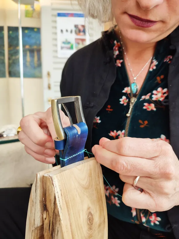 Réalisez votre ceinture en cuir au point sellier avec Anaïs - Image n°3 - Wecandoo