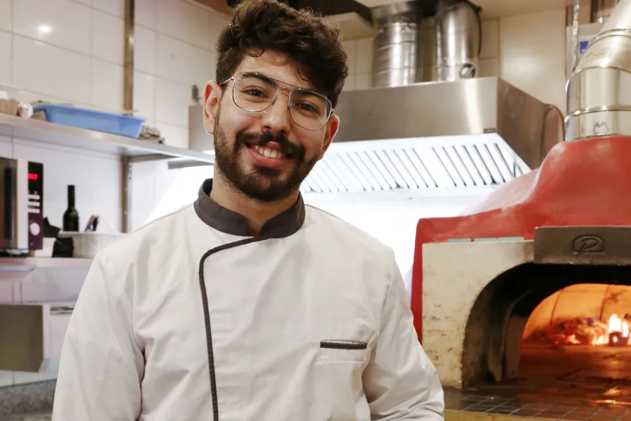 Maxime : Pizzaïolo à Paris