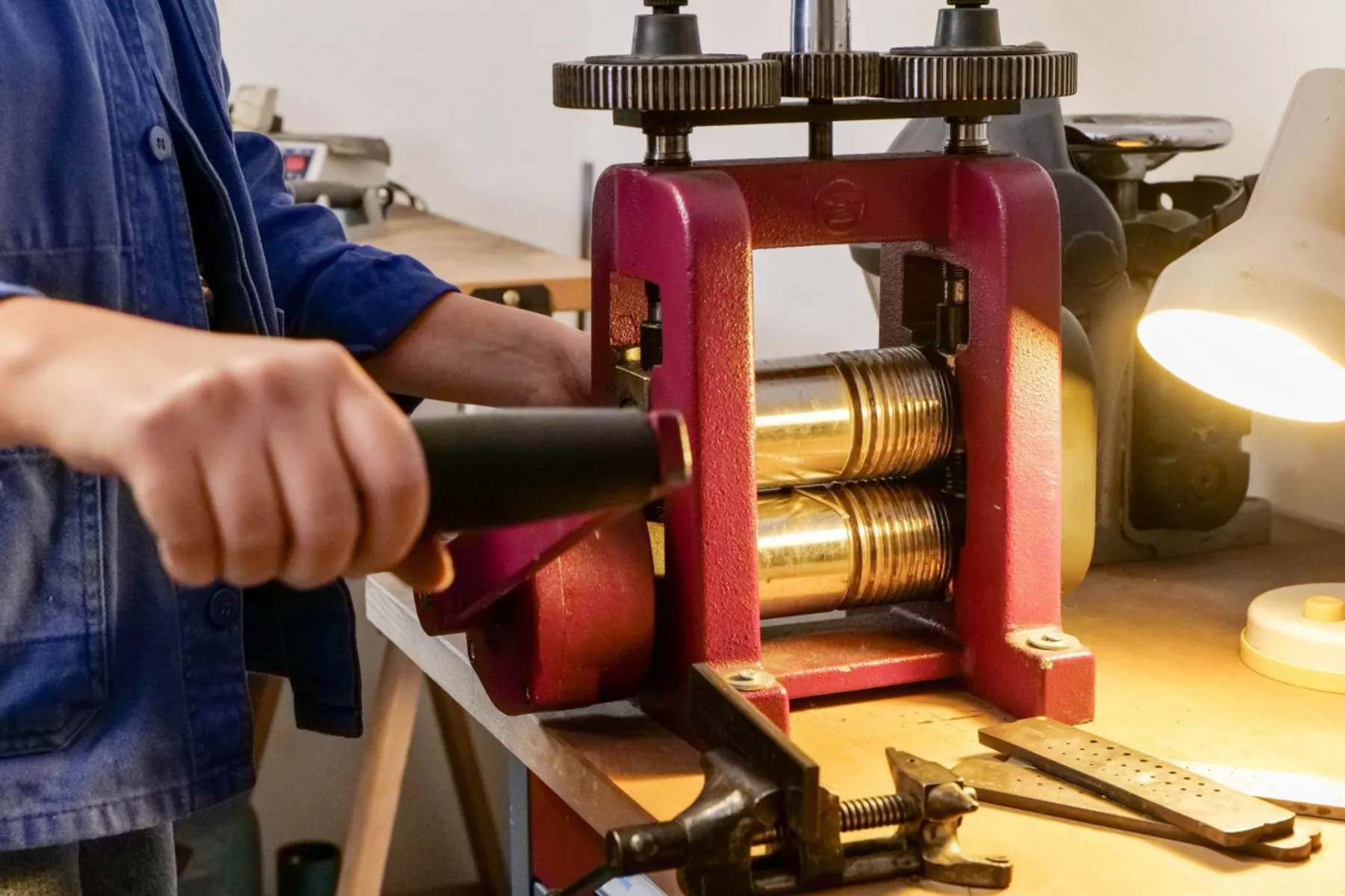 Créez votre bague en argent avec la forme de votre choix - Image n°3 - Wecandoo