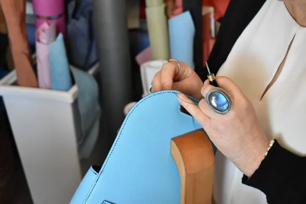 Réalisez votre sac à main en cuir - Image n°4 - Wecandoo