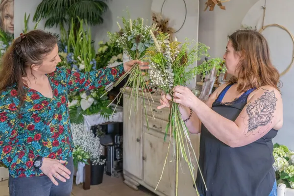 Composez votre bouquet de fleurs fraîches - Image n°2 - Wecandoo