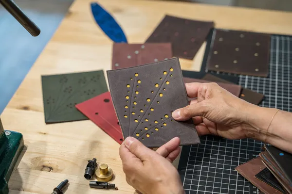 Fabriquez votre sac en cuir - Image n°4 - Wecandoo