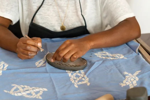 Initiez-vous au décor sur céramique - Image n°4 - Wecandoo