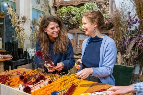 Réalisez votre bouquet de fleurs séchées et stabilisées - Image n°3 - Wecandoo