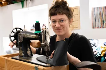 Fabienne: Artisan Cordonnière in Montpellier