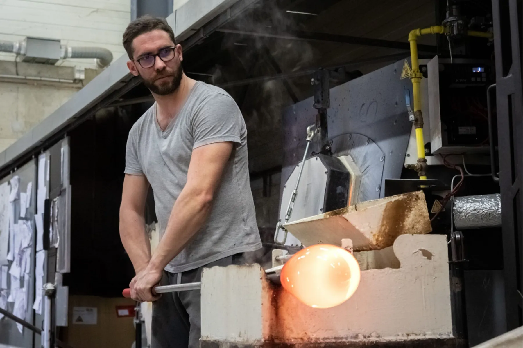 Initiez-vous au soufflage du verre - Image n°4 - Wecandoo