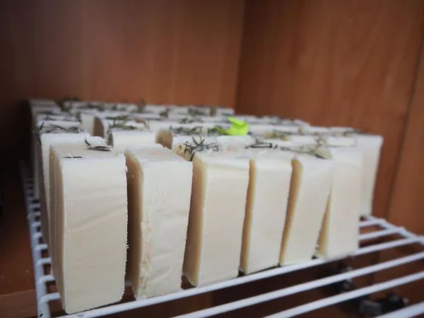 Wecandoo - Fabriquez vos savons au lait d'ânesse