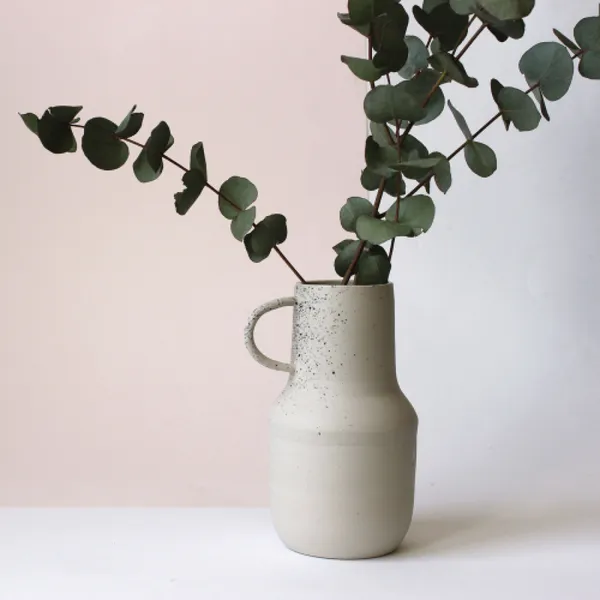 Wecandoo - Modelez votre vase en grès chamotté