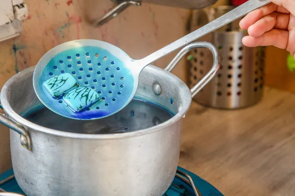 Initiez-vous à la teinture de tagua sur une journée - Image n°1 - Wecandoo