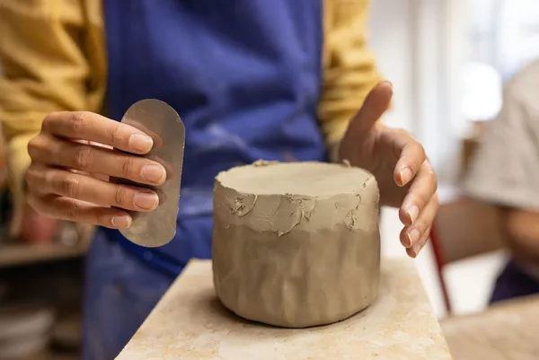 Modelez votre vase en céramique - Image n°4 - Wecandoo