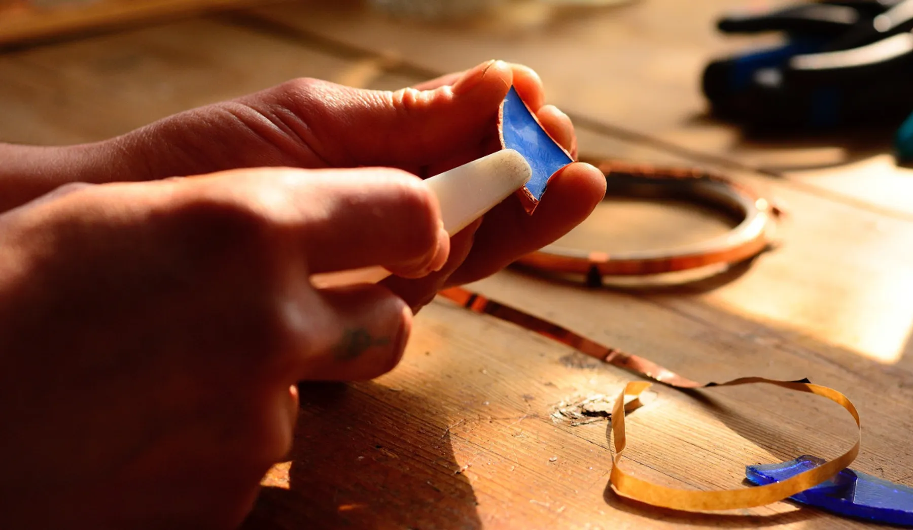 Initiez-vous à l'art du vitrail - Image n°2 - Wecandoo