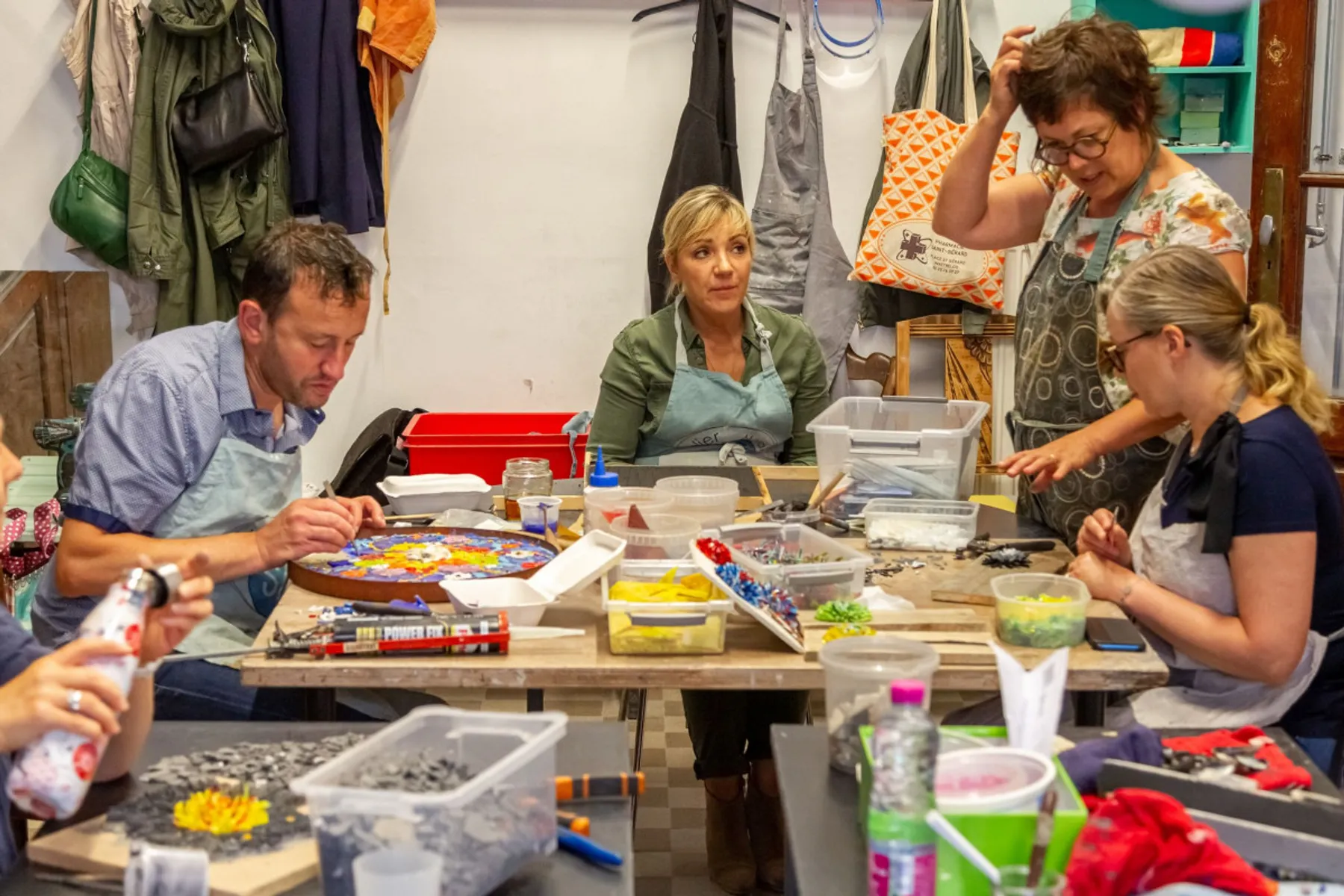 Fabriquez votre bijou en mosaïque - Image n°2 - Wecandoo