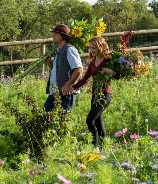 Charlotte : Paysan Floriculteur et Designer Floral à Calvados (14)