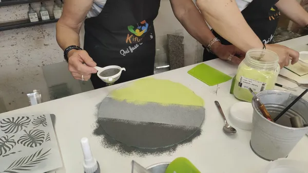 Réalisez votre horloge unique en verre - Image n°2 - Wecandoo