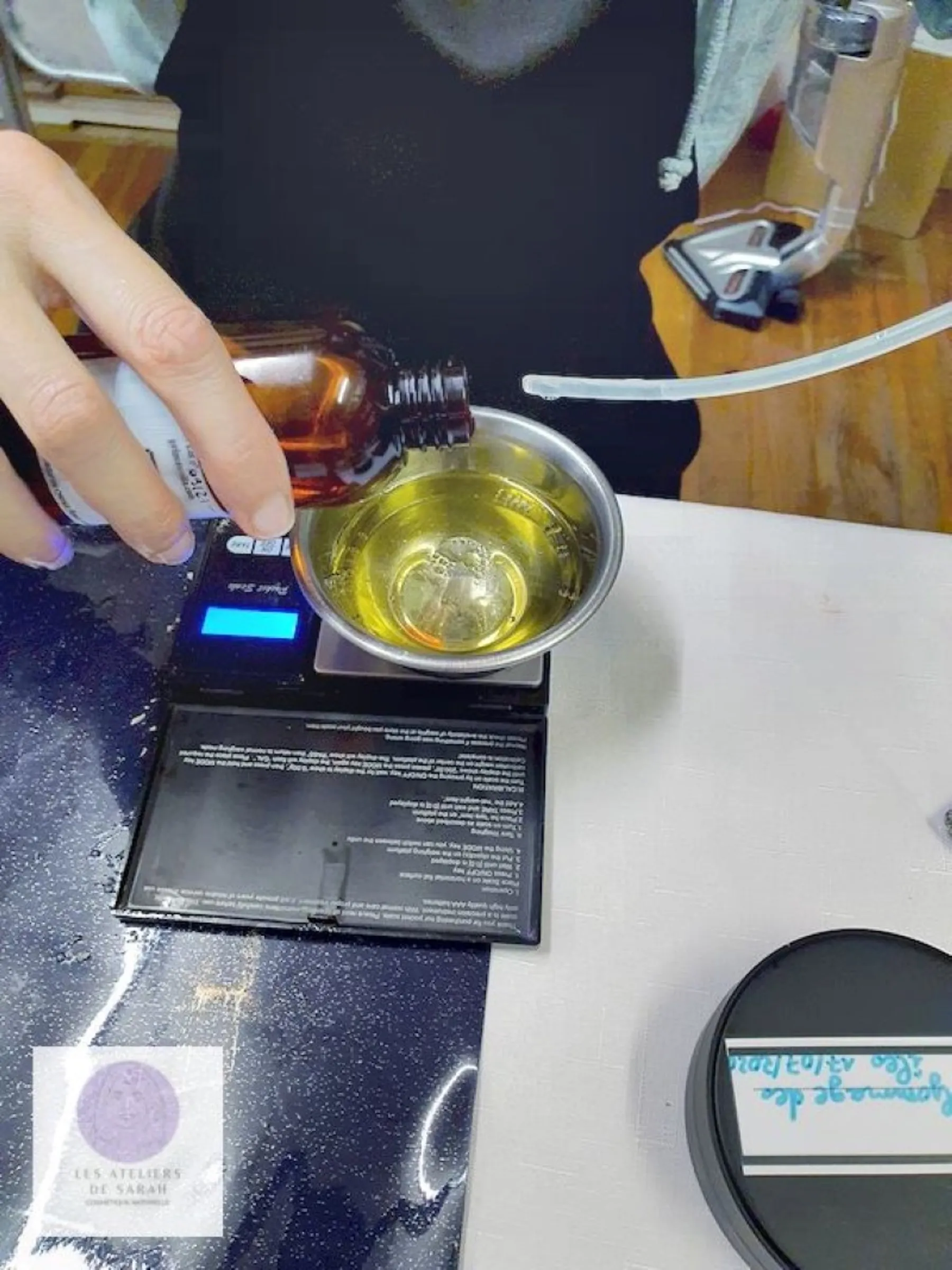 Fabriquez votre trio de soins pour les cheveux - Image n°1 - Wecandoo