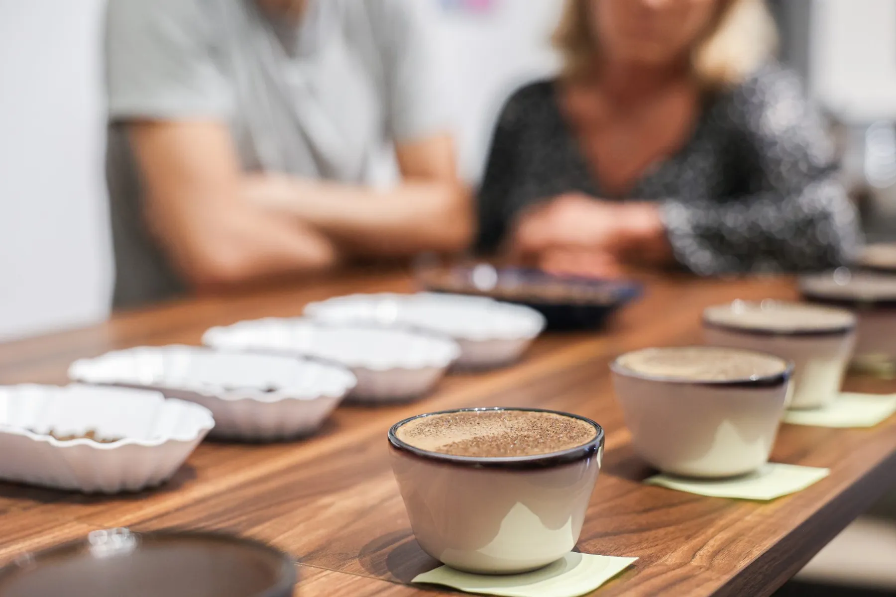 Dégustez à l'aveugle des variétés de café avec Julien, Cristina et leur équipe - Image n°4 - Wecandoo