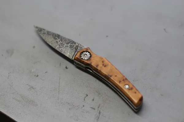 Réalisez votre couteau pliant - 3J - Image n°4 - Wecandoo