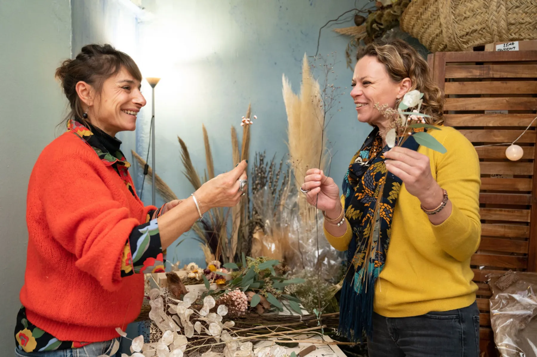 Créez votre couronne de fleurs séchées - Image n°4 - Wecandoo