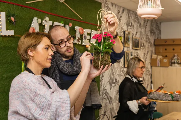 Réalisez votre kokédama floral - Afbeelding nr. 4 - Wecandoo