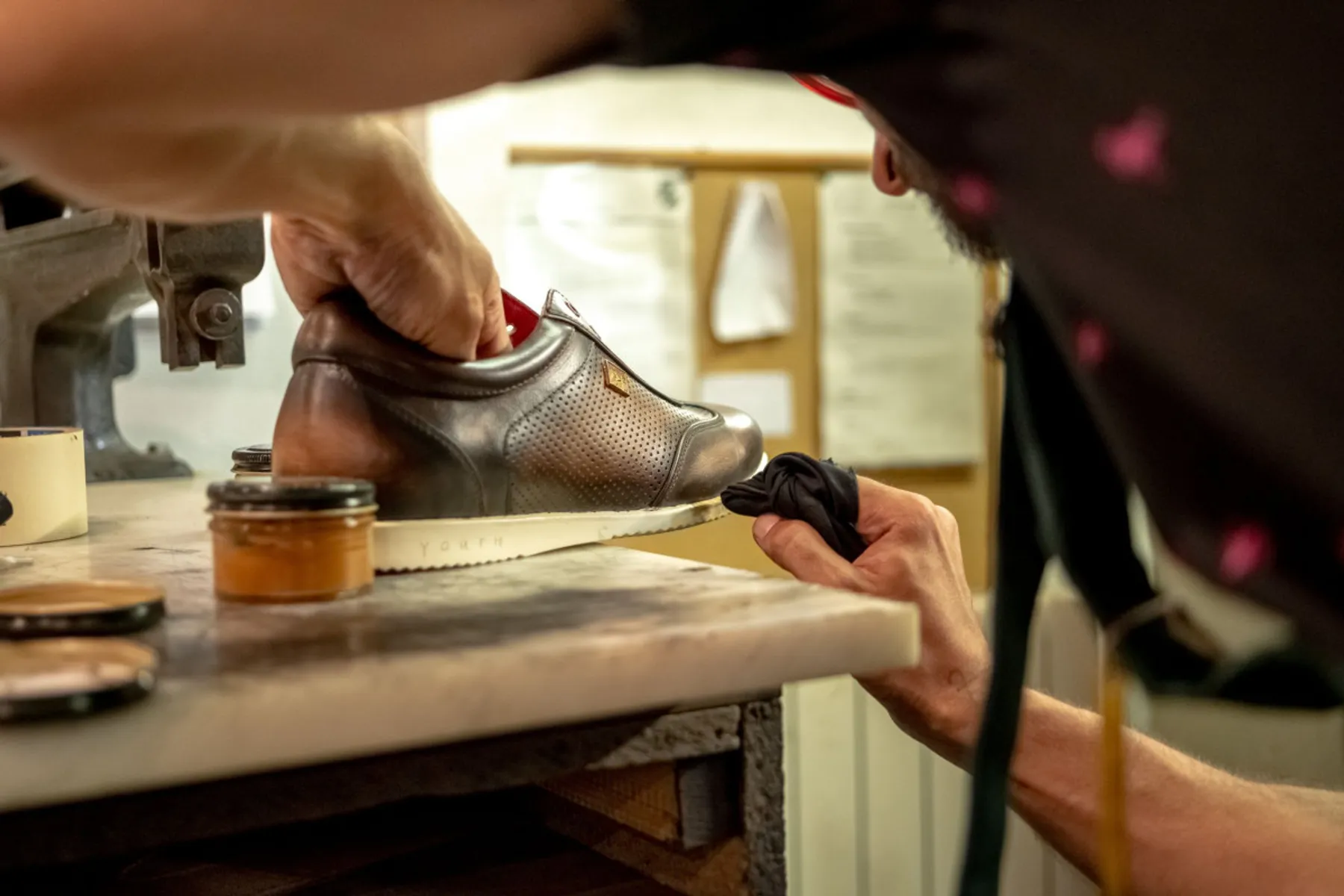 Repartez avec des baskets patinées - Image n°4 - Wecandoo
