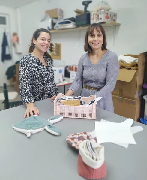 Salomé et Lucie : Couturières à Nantes
