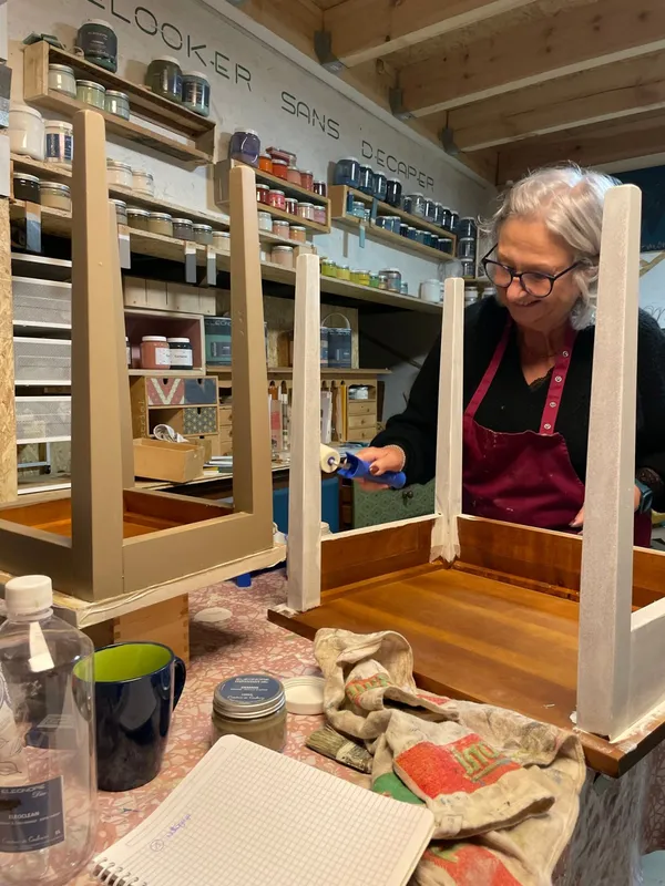 Relookez vos meubles de A à Z, sans ponçage et sur tout support - Image n°4 - Wecandoo