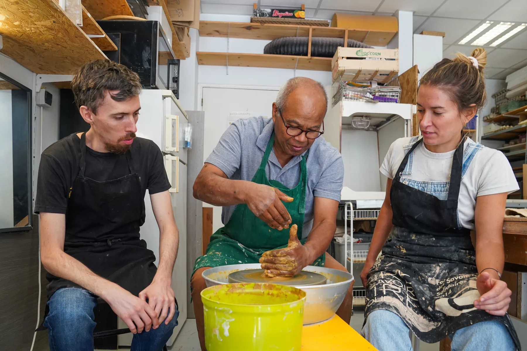 Initiez-vous au tour de potier avec Henri - Image n°4 - Wecandoo