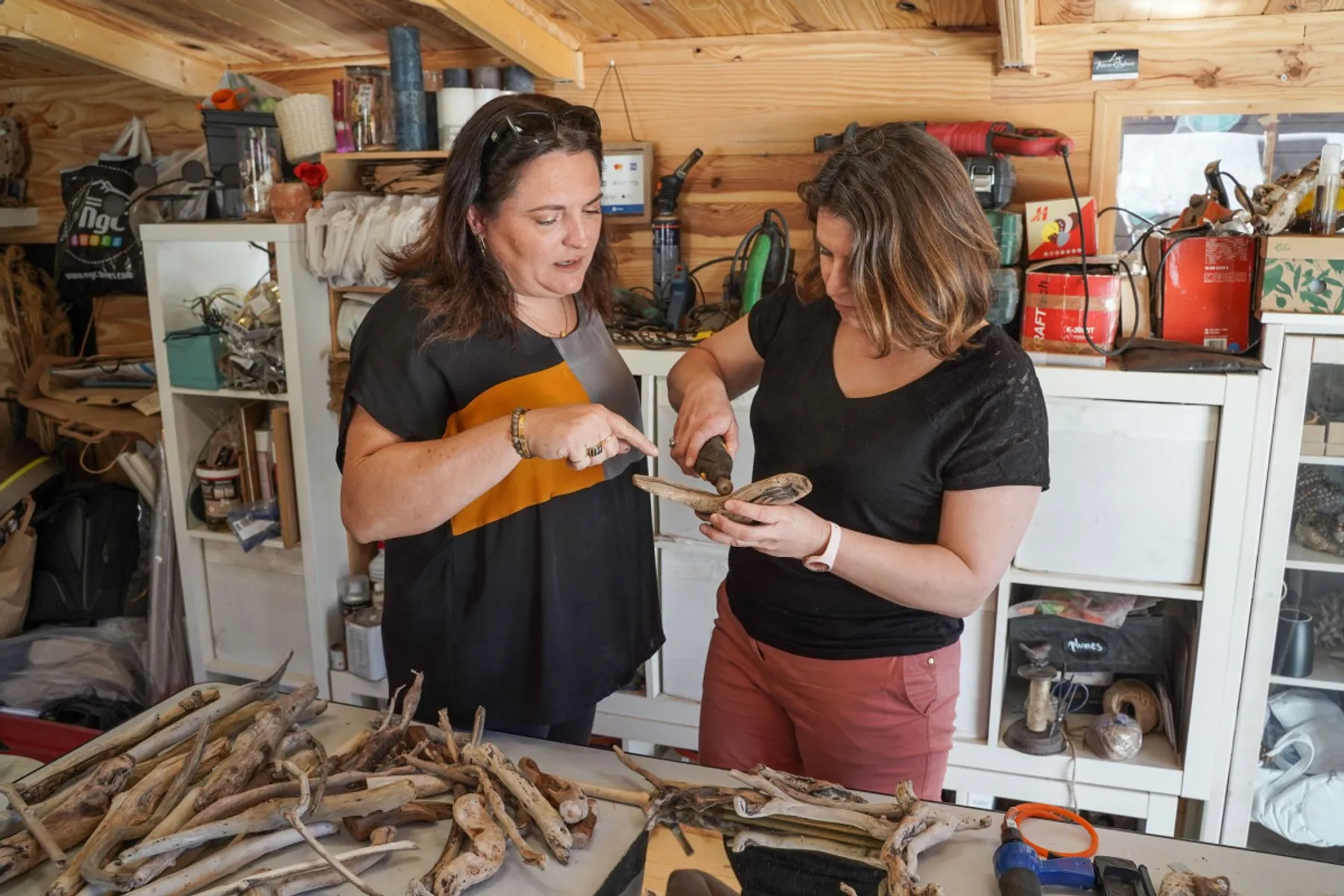 Fabriquez votre bougeoir en bois flotté - Image n°4 - Wecandoo