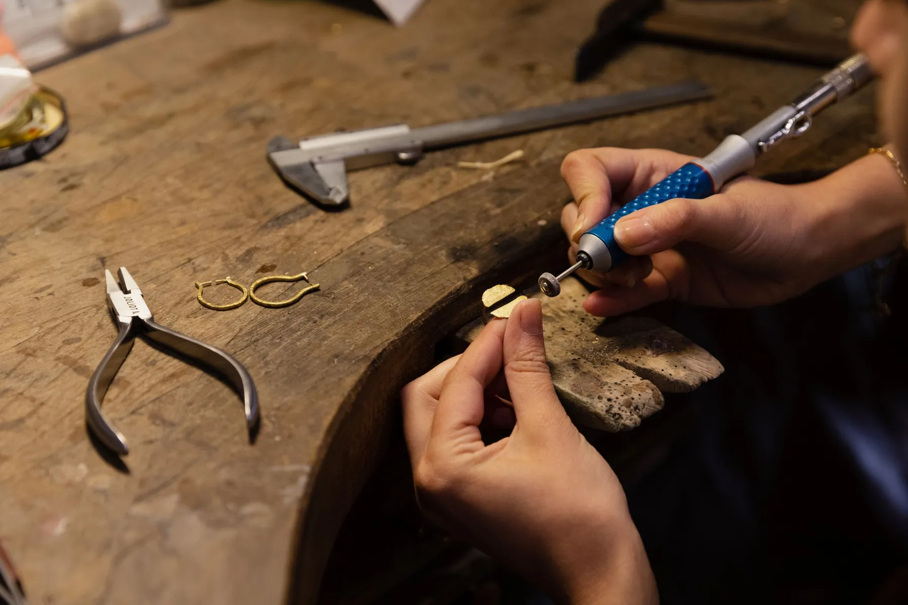 Créez vos créoles en argent avec pampilles - Afbeelding nr. 4 - Wecandoo