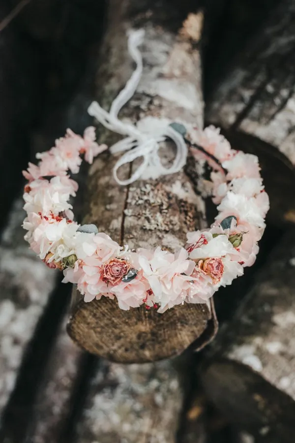 Wecandoo - Créez votre couronne en fleurs stabilisées