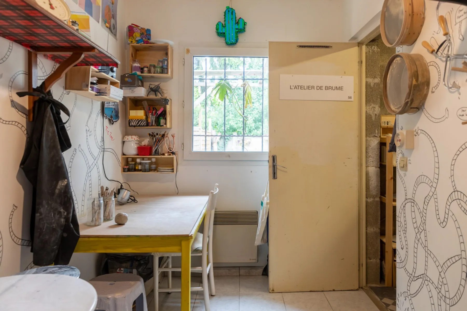 Modelez vos boucles d'oreilles en céramique - Image n°1 - Wecandoo