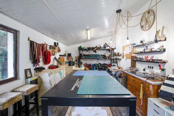 Réalisez votre trousse de voyage en cuir - Image n°1 - Wecandoo