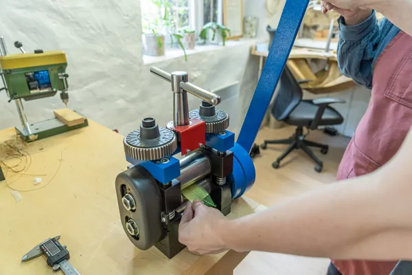 Réalisez vos boucles d'oreilles en laiton - Image n°4 - Wecandoo