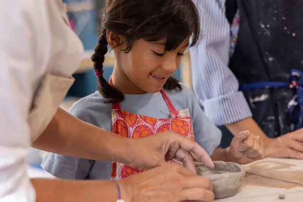 Initiez-vous au modelage en duo avec votre enfant - Afbeelding nr. 3 - Wecandoo