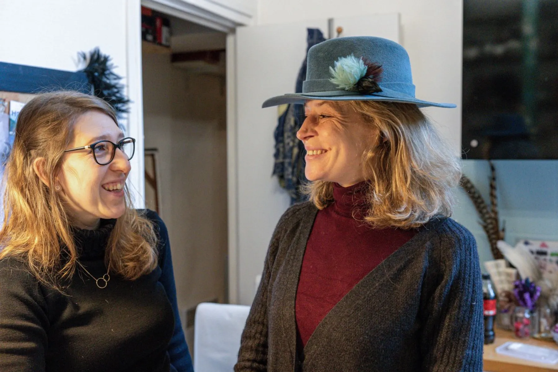 Habillez de plumes le chapeau en feutre de votre choix - Image n°3 - Wecandoo