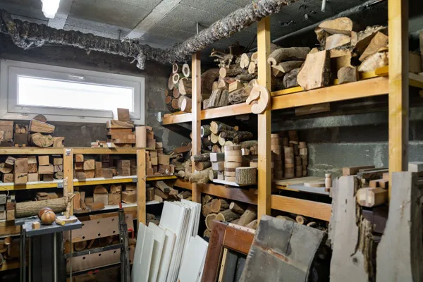 Réalisez votre stylo unique au tour à bois avec Dominique - Image n°4 - Wecandoo