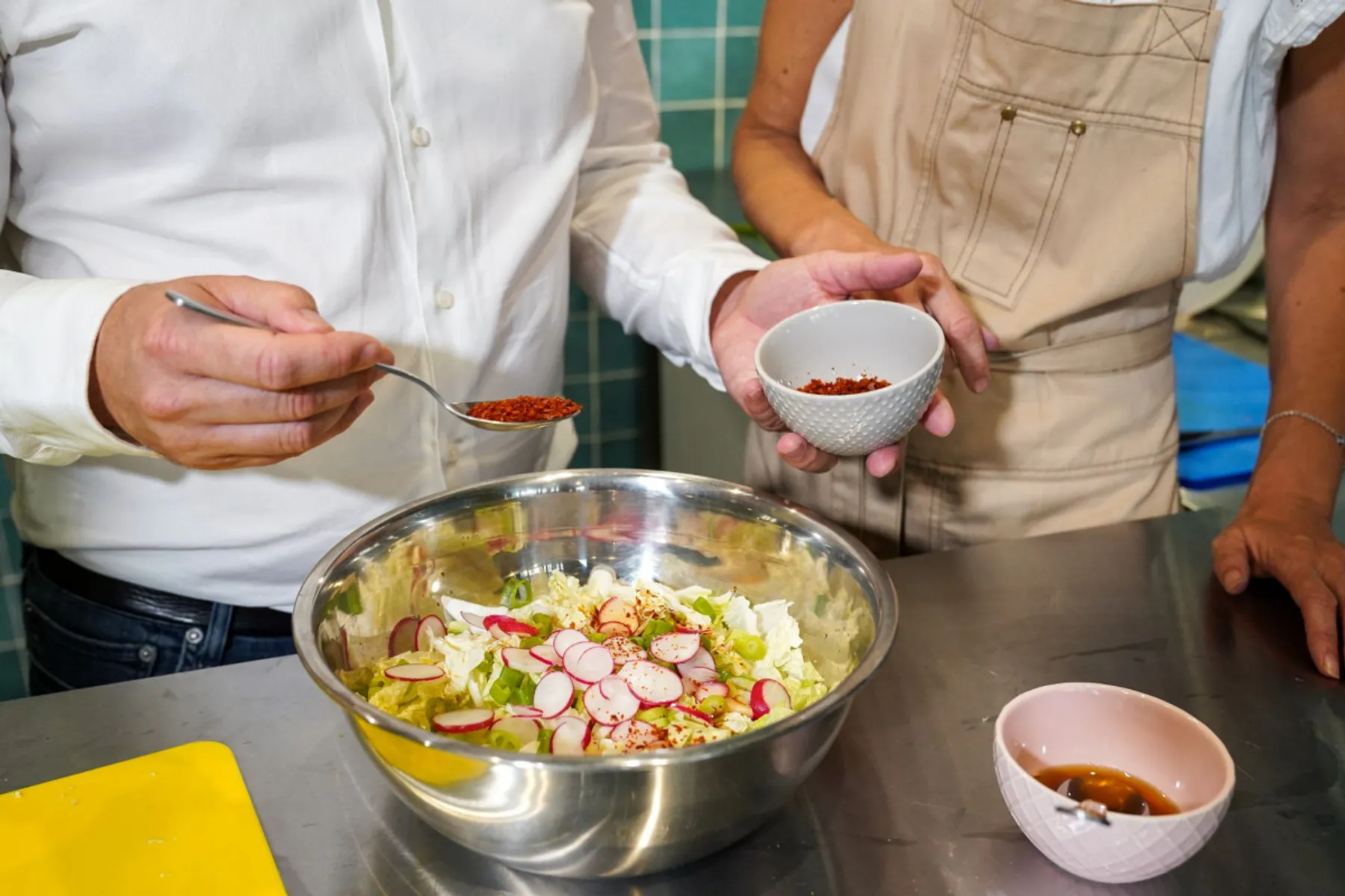 Initiez-vous à la fermentation des légumes de saison - Image n°4 - Wecandoo