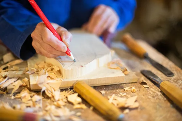 Initiez-vous à la sculpture sur bois sur une journée - Image n°2 - Wecandoo