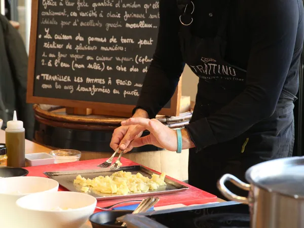 Confectionnez vos gnocchis avec Davide, Ettore et leur équipe - Image n°4 - Wecandoo