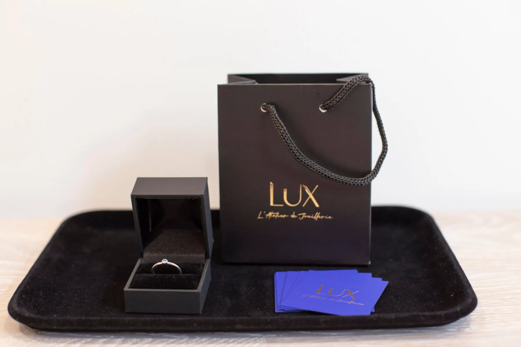 Créez votre bague en argent sertie - Image n°4 - Wecandoo