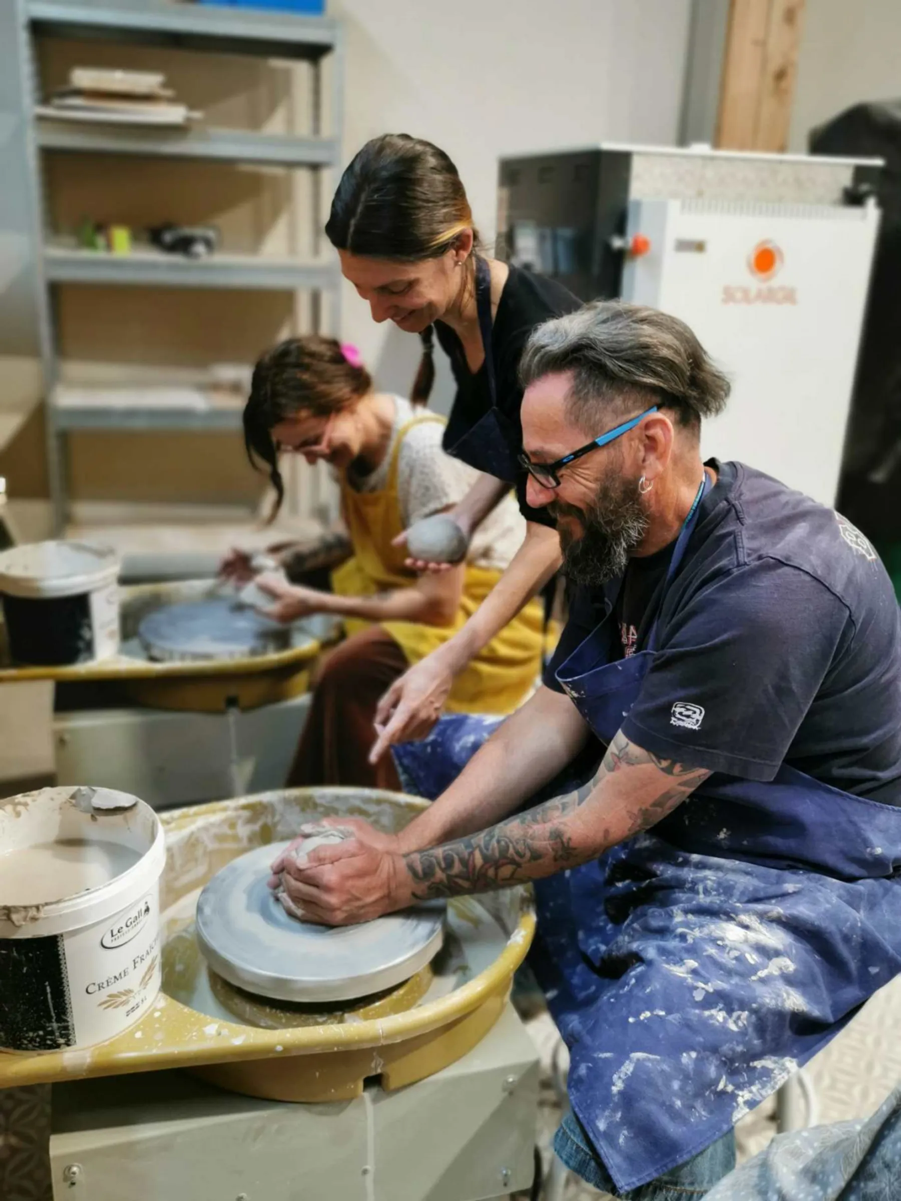 Initiez-vous au tour de potier en duo - Image n°4 - Wecandoo