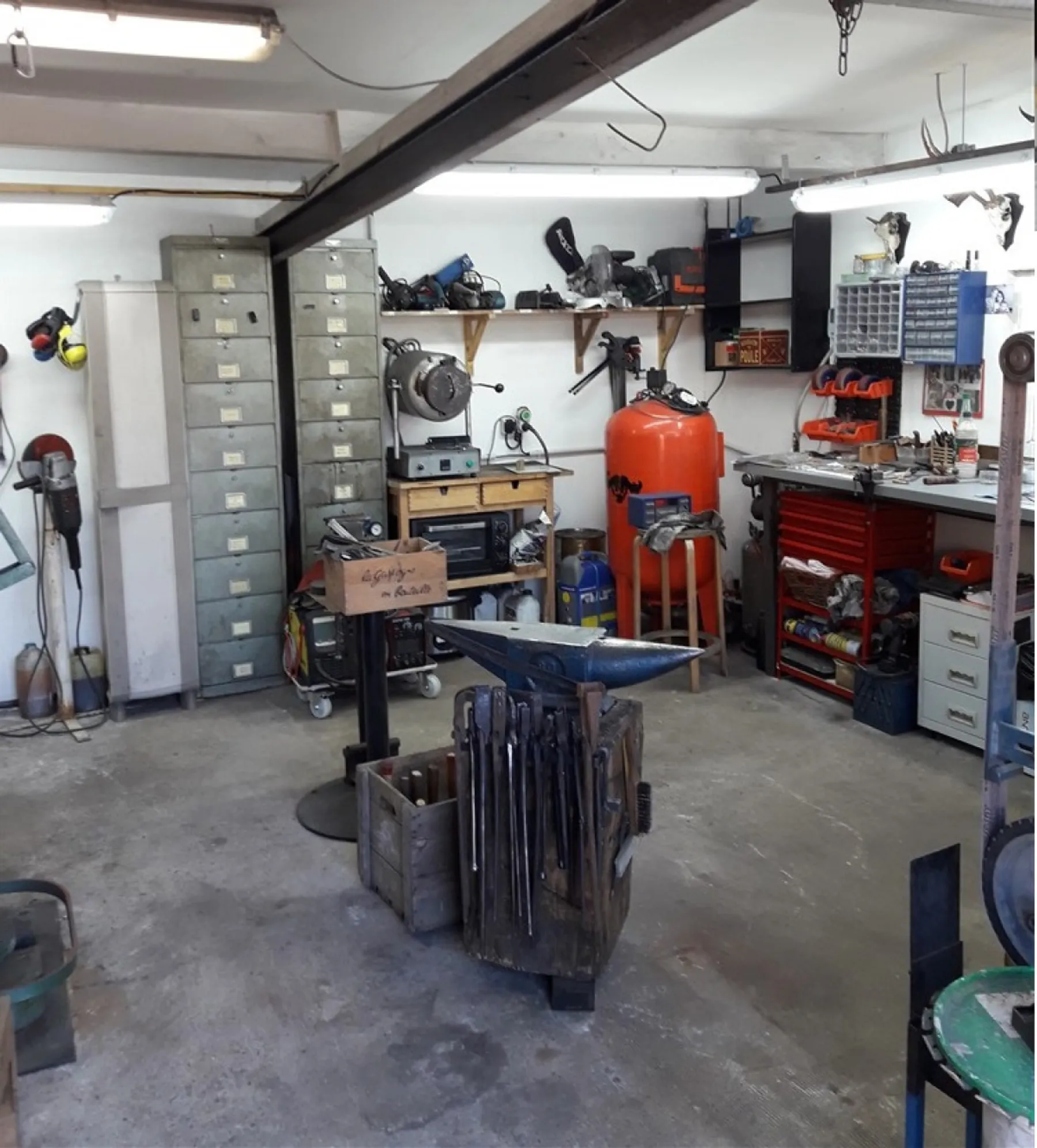 Réalisez votre couteau avec Thierry - Image n°1 - Wecandoo